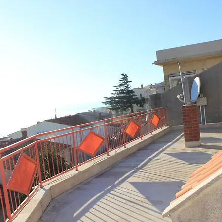 בית הארחה Mediteran Relax 3*