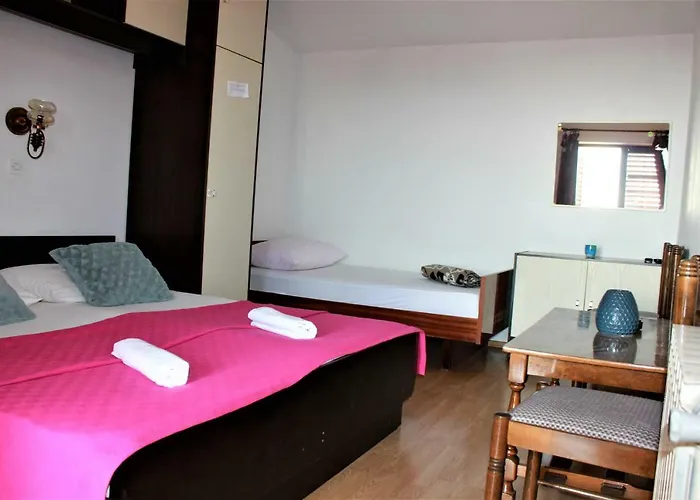 בית הארחה Mediteran Relax מאקרסקה